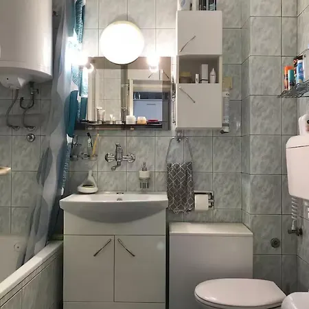 Bright And Cozy Room, Not The Whole Apartment, In The Centre Séjour chez l'habitant